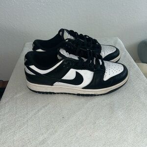 NIKE  PANDA DUNKS